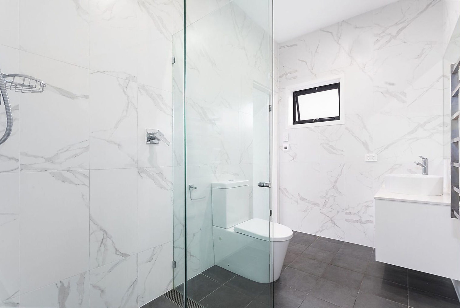 1/64 Soldiers Avenue, Freshwater NSW 2096, Freshwater - Thumbnail 5