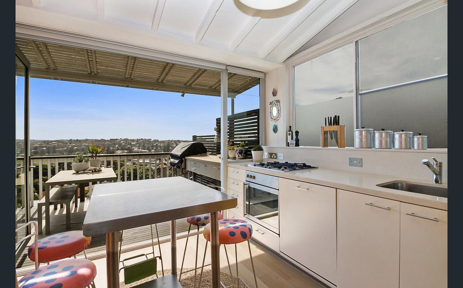4/10  Augusta Road, Manly NSW 2095, Manly - Thumbnail 2