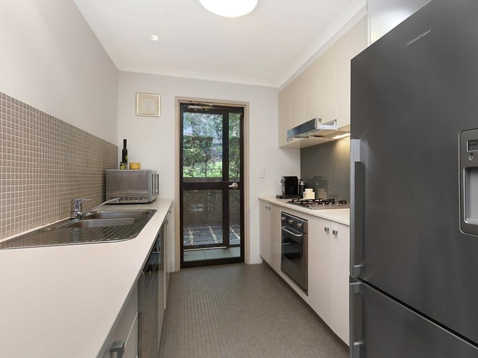 6/35 Dalley Street, Queenscliff, Queenscliff - Thumbnail 2