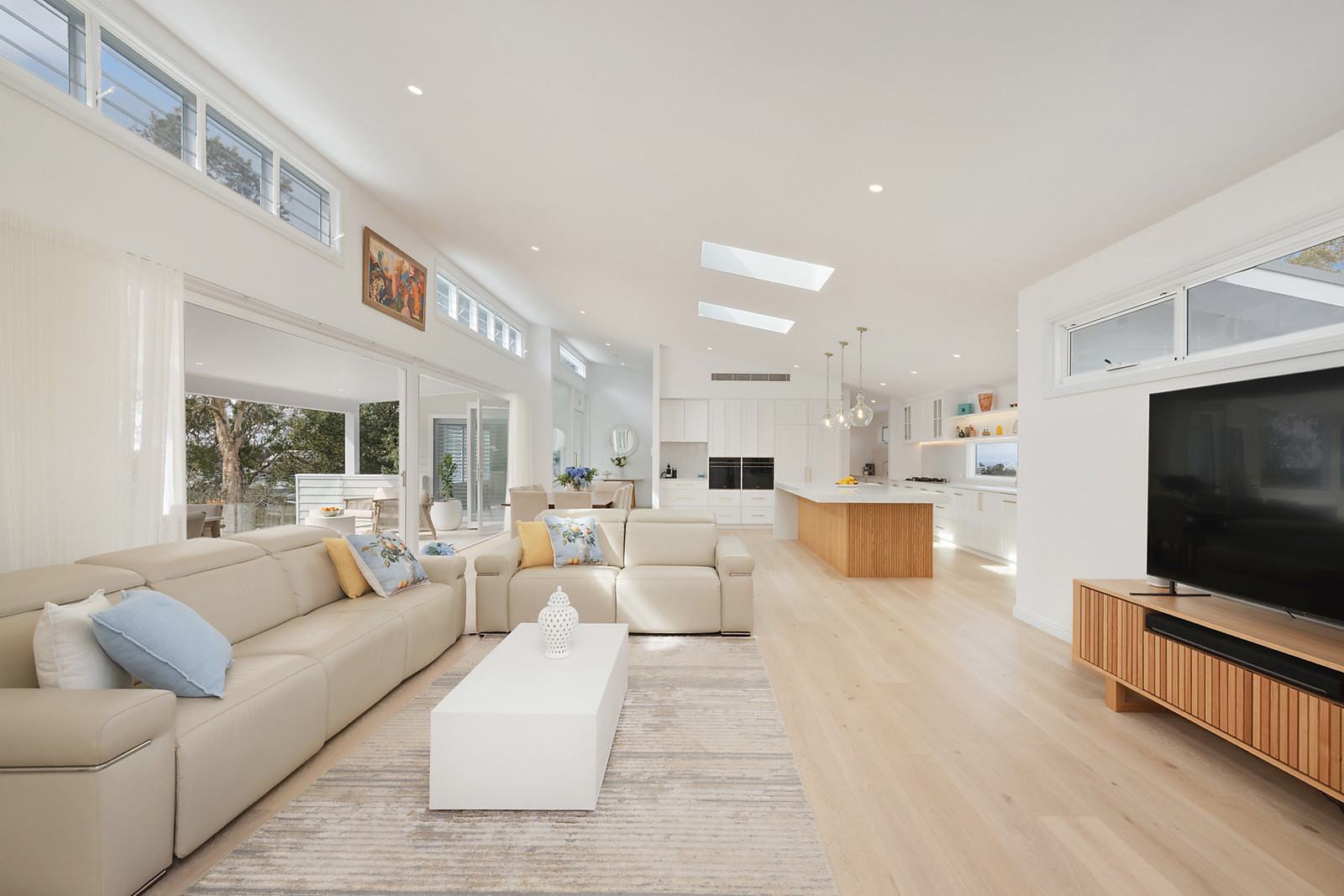 24 Rowena Road, Narraweena featured