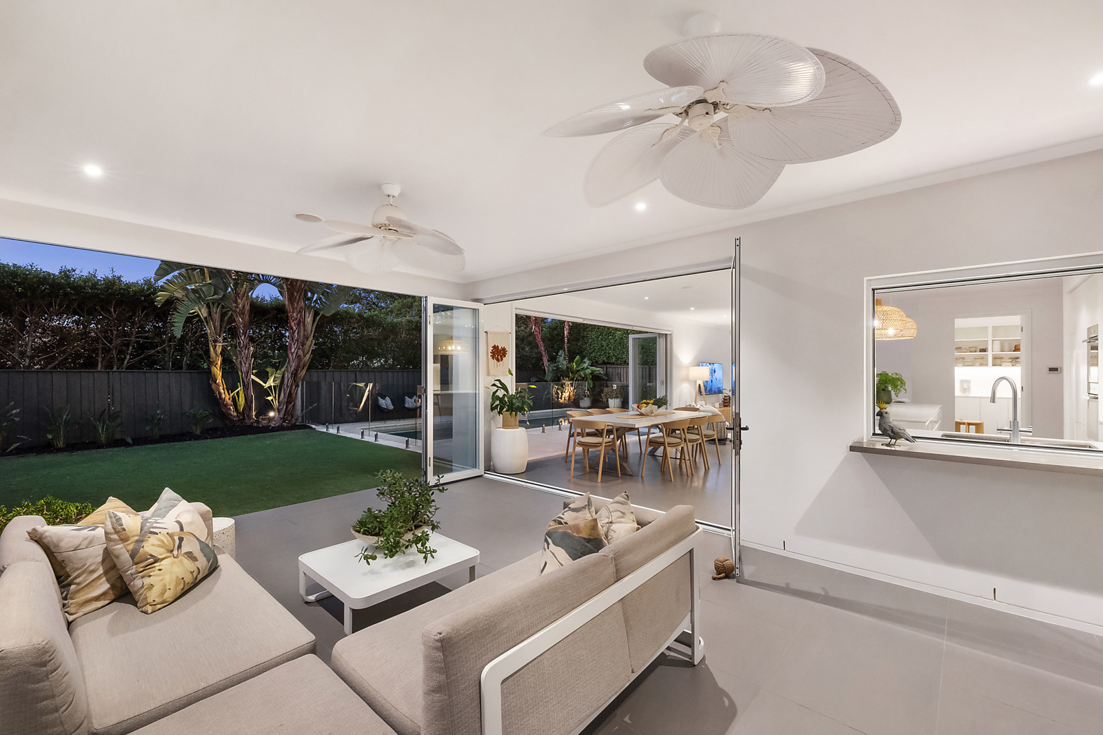62A Edgecliffe Esplanade, Seaforth, Seaforth - Thumbnail 8