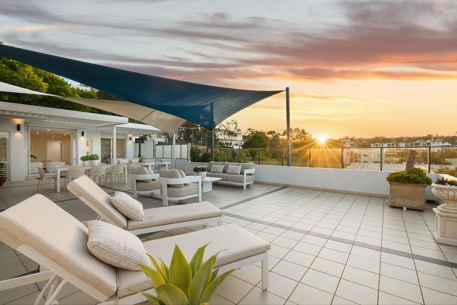 24/27-29 Sturdee Parade, Dee Why - Image 1