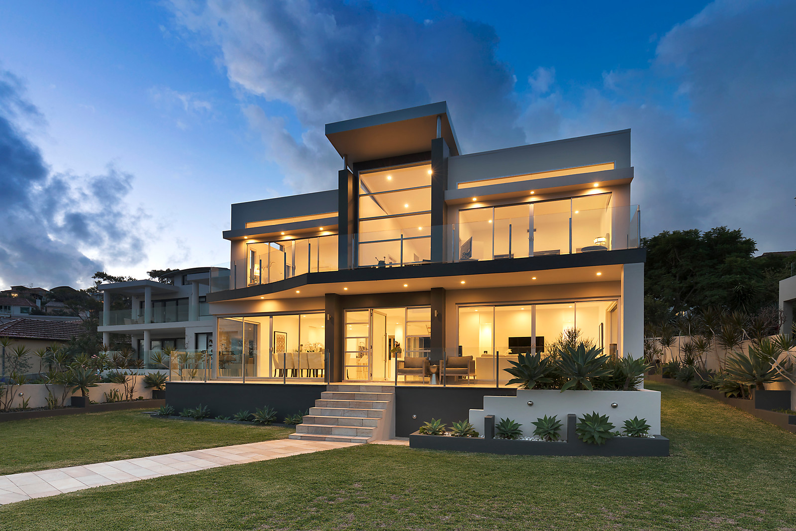 22 Seaforth Crescent, Seaforth featured