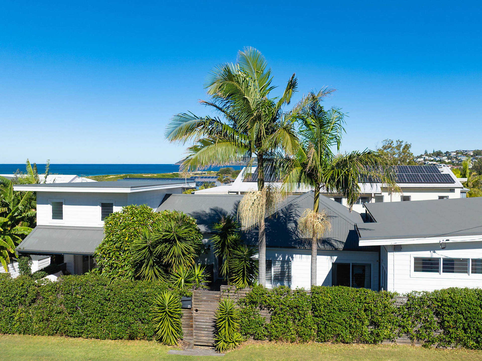 23 Pitt Road, North Curl Curl, North Curl Curl - Image 1