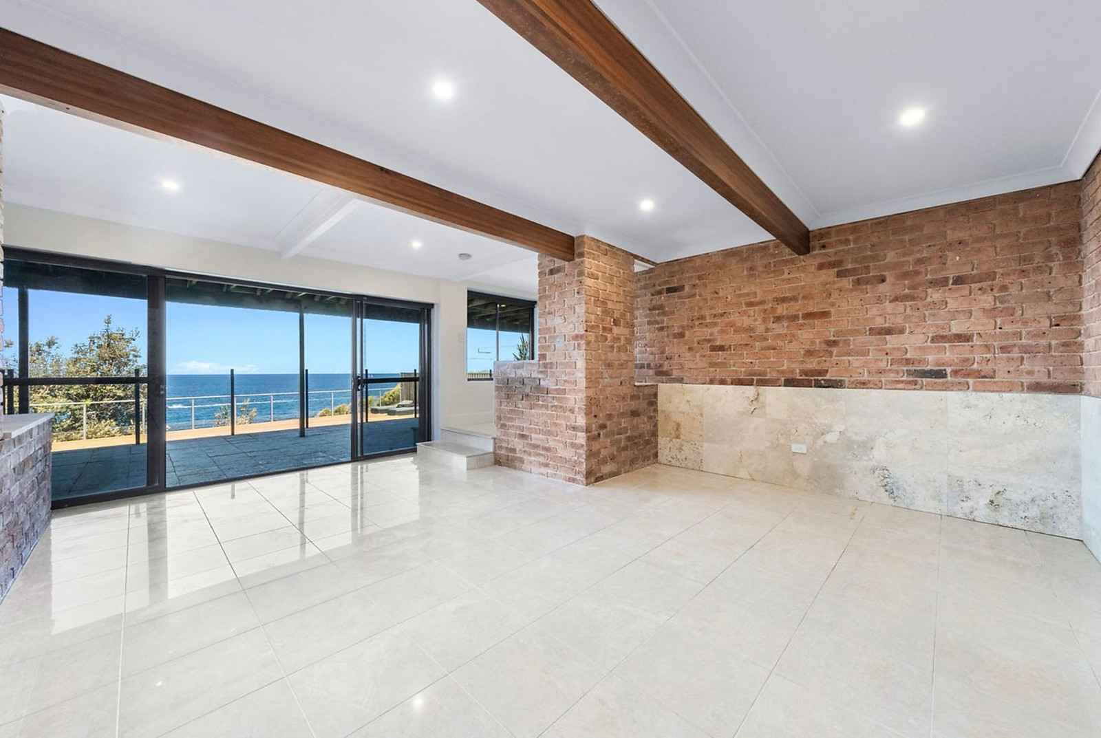 2 Phyllis Lane, North Curl Curl NSW 2099, North Curl Curl - Thumbnail 5