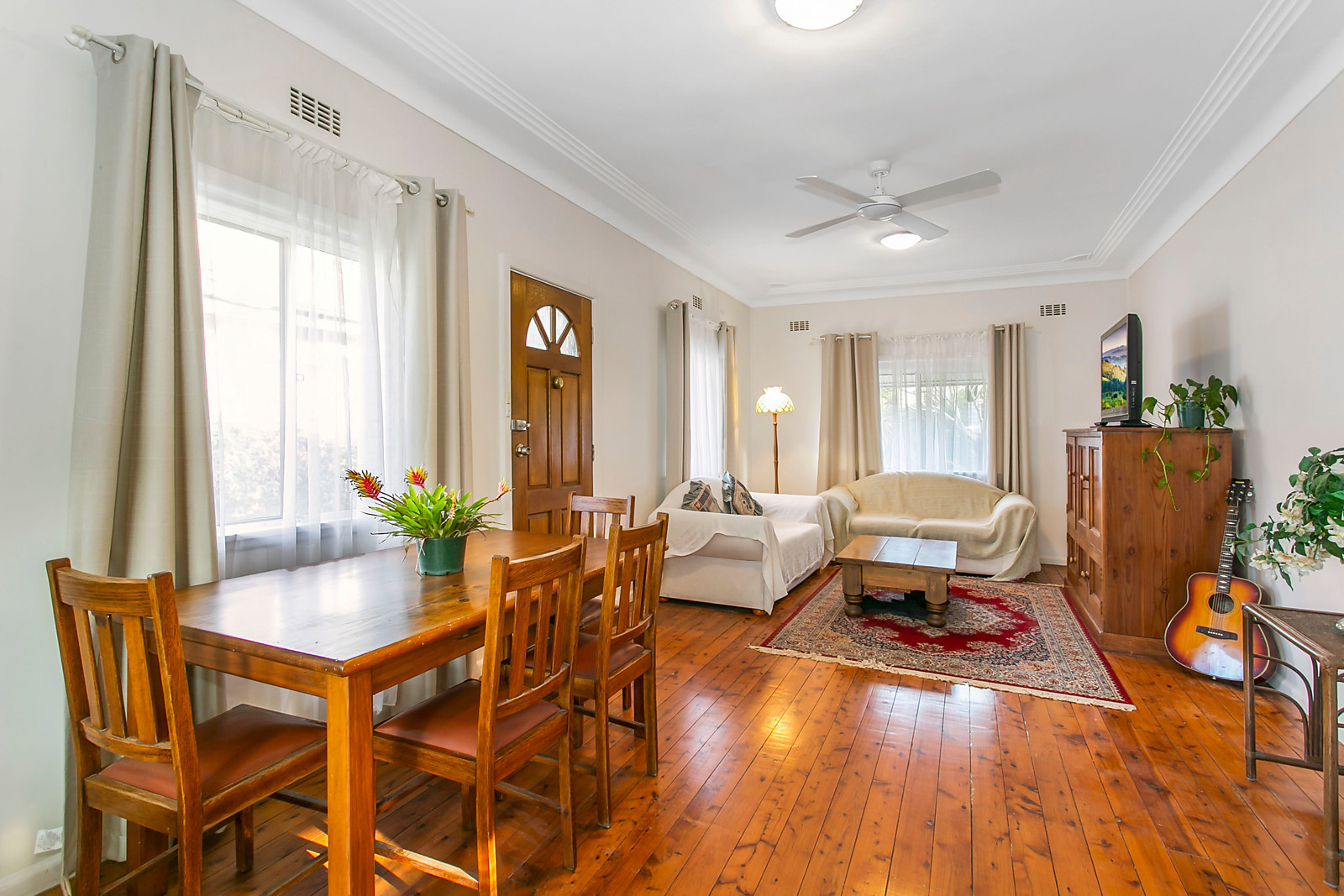 52 Rickard Road, North Narrabeen NSW 2101, North Narrabeen - Thumbnail 2