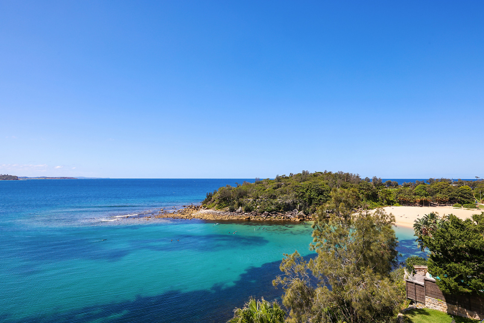 2/60 Bower Street, Manly featured