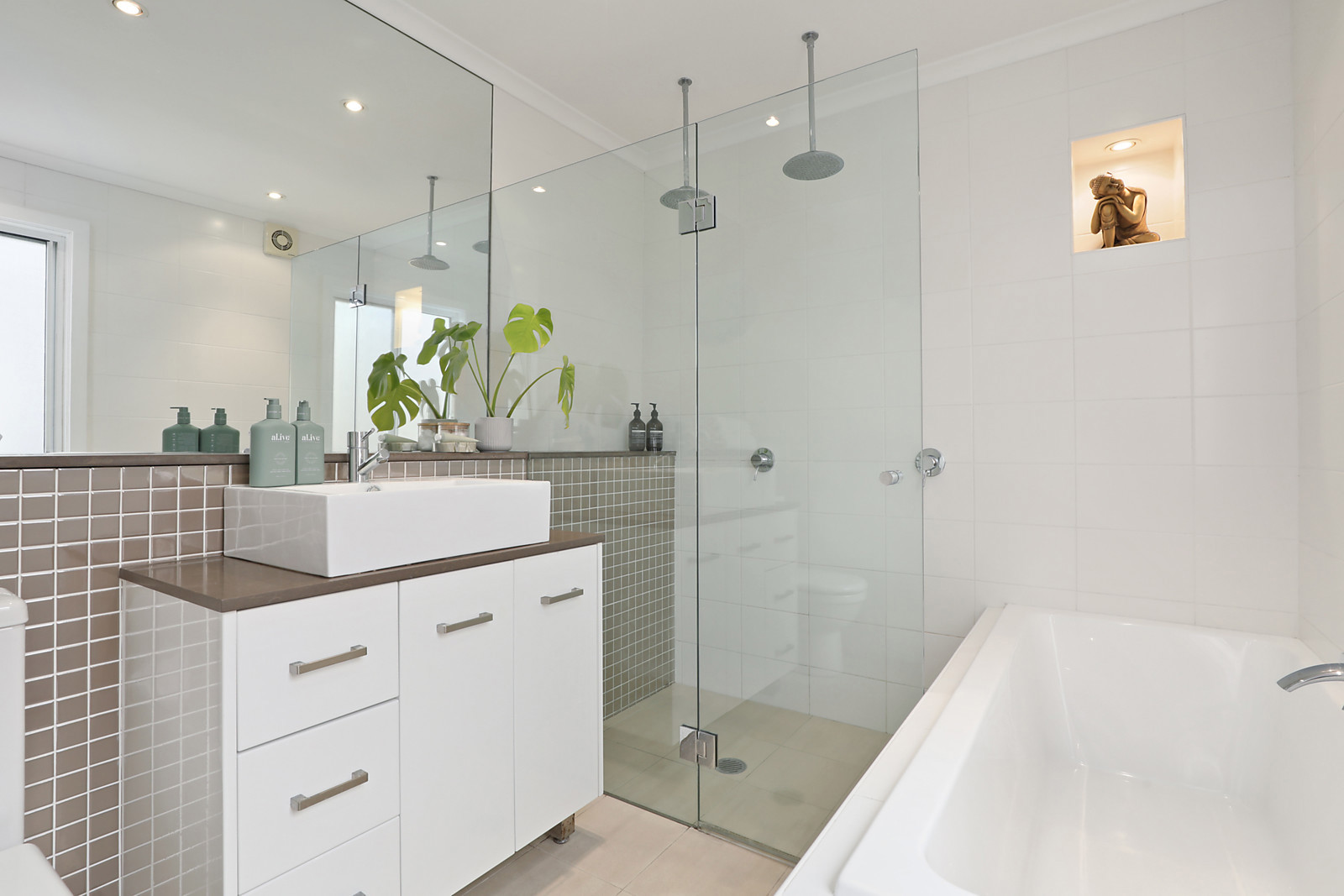 6/41 Ashburner Street, Manly  NSW 2095, Manly - Thumbnail 4