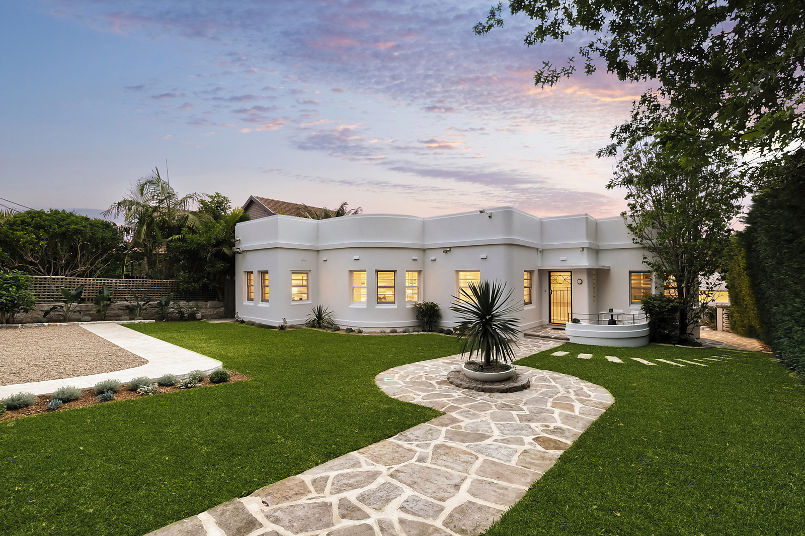 19 Palmerston Place, Seaforth featured