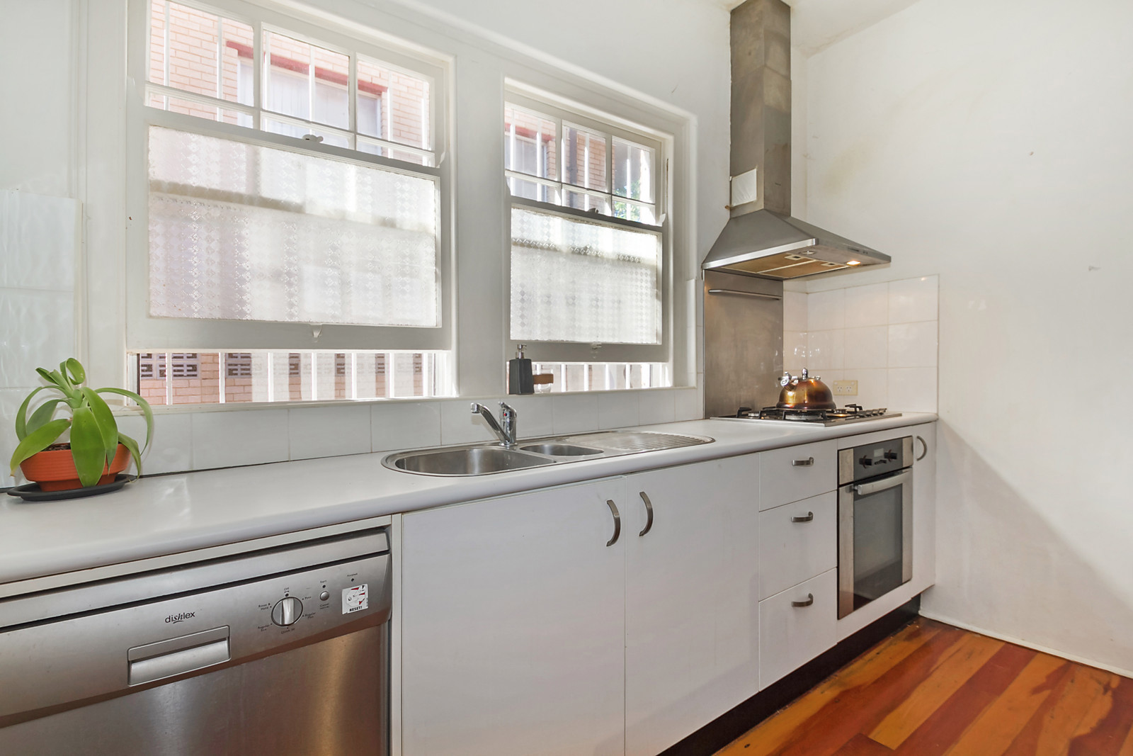 4/82  Darley Road, MANLY NSW 2095, Manly - Thumbnail 3