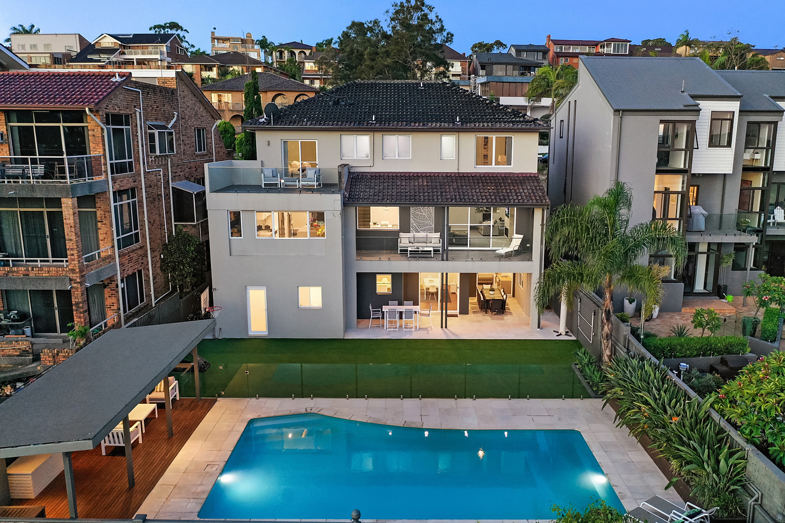 45 Lincoln Avenue, Collaroy featured