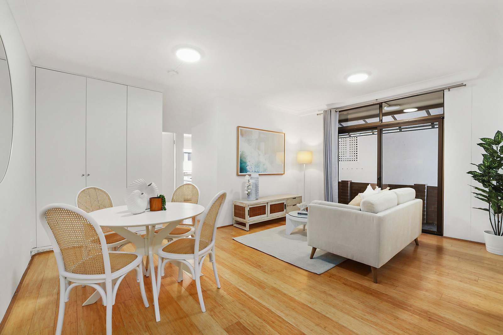 1/5 Wentworth Street, Manly, Manly - Thumbnail 2