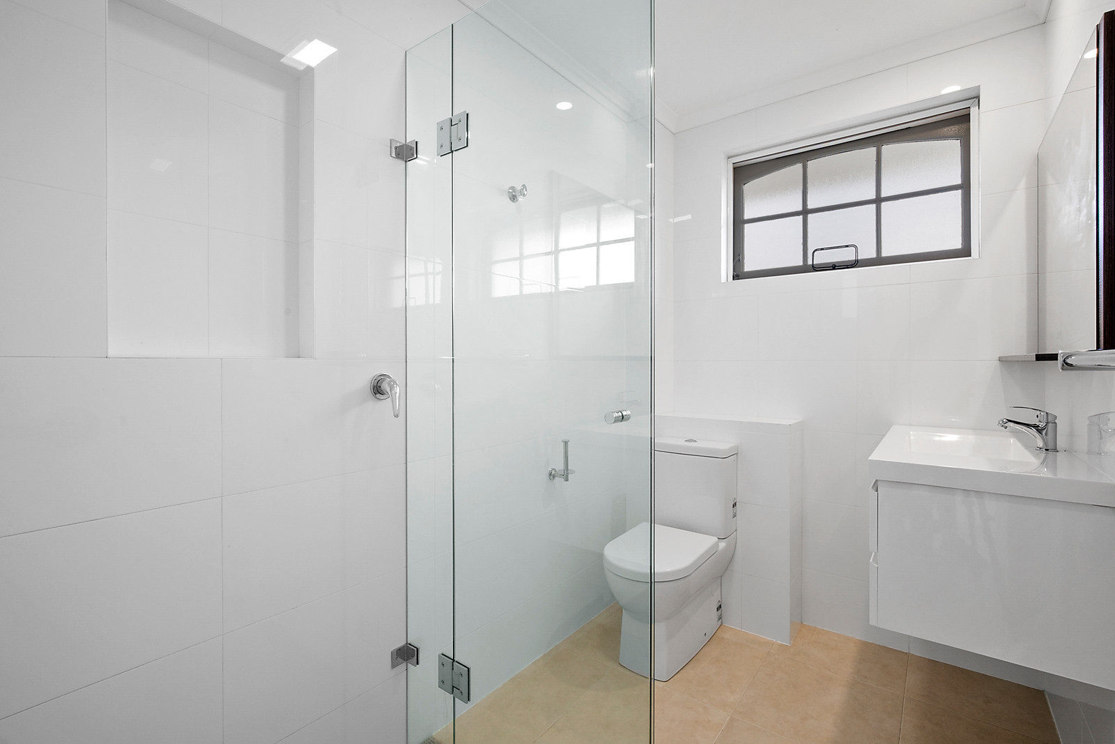 8/2 Carlton Street, Freshwater NSW 2096, Freshwater - Thumbnail 5