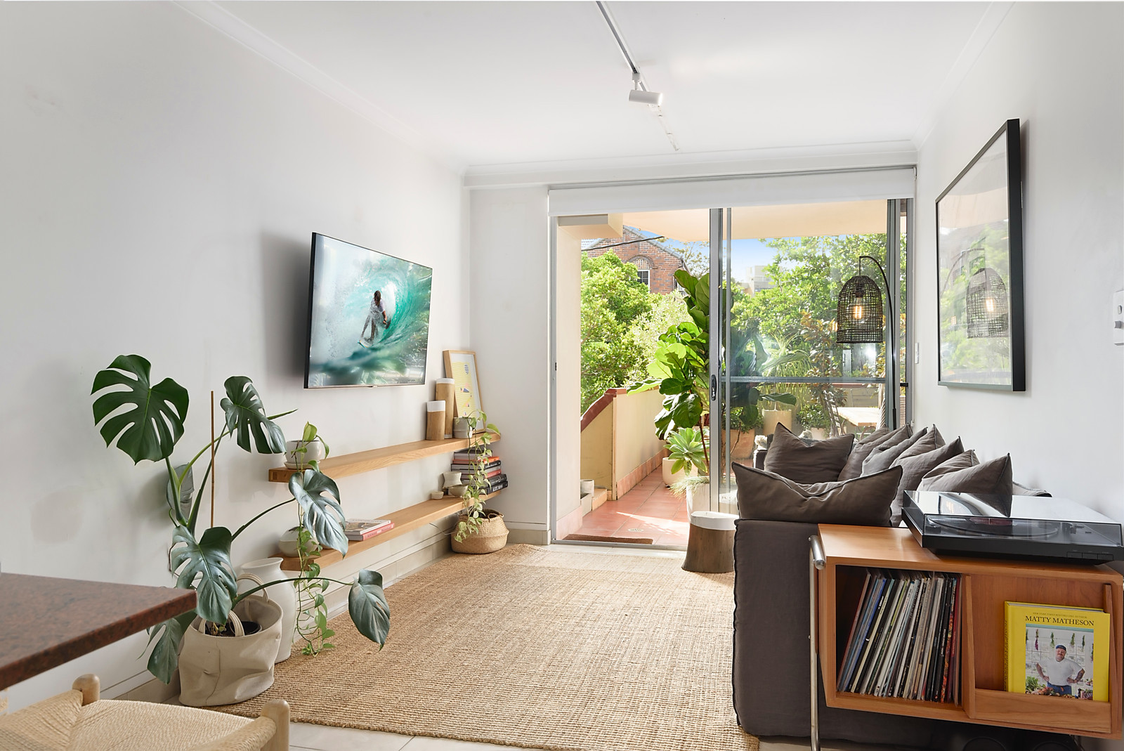 2/11-13 Pittwater Road, MANLY NSW 2095, Manly - Thumbnail 2