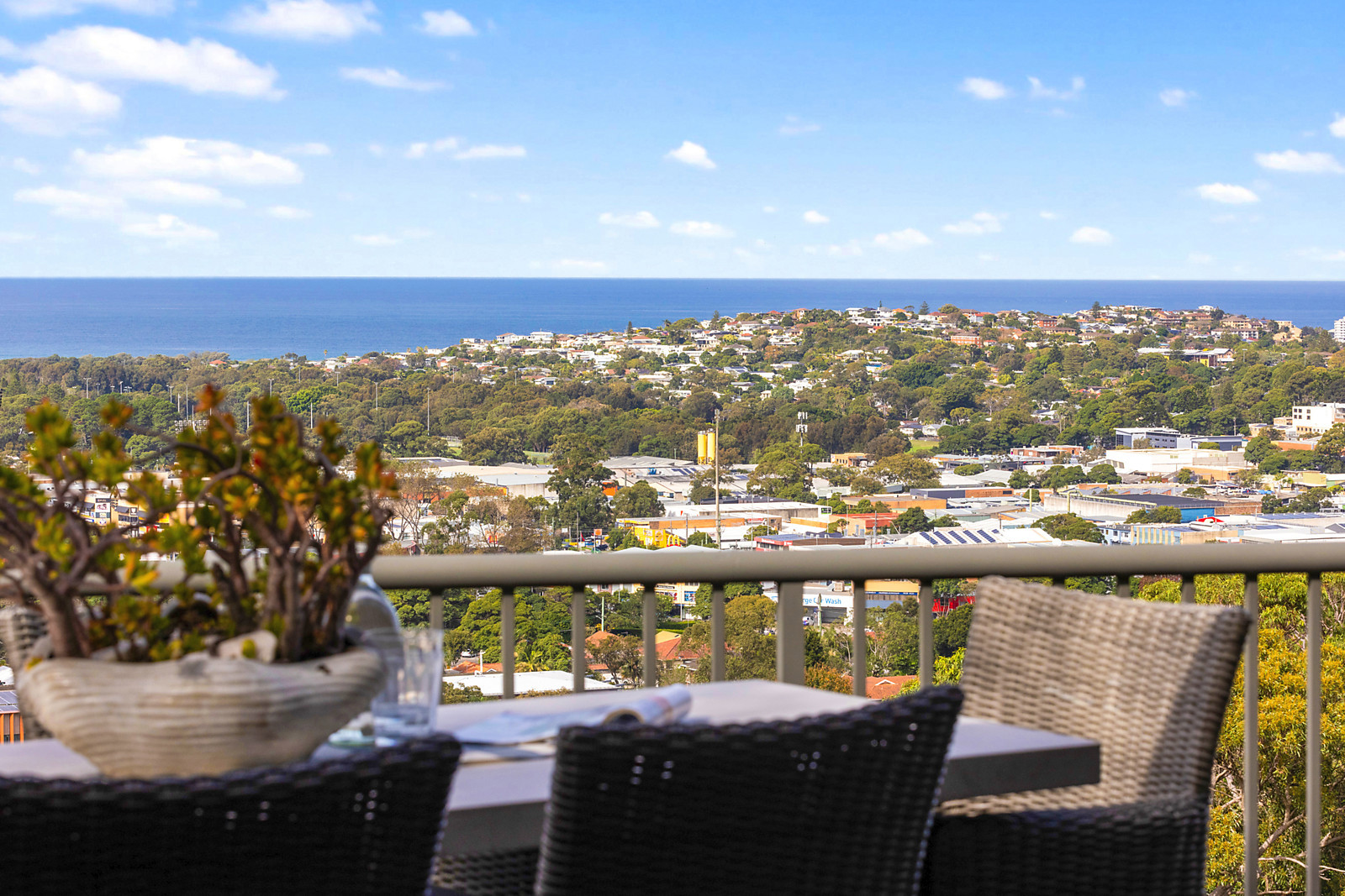 64A Beacon Hill Road, Beacon Hill, Beacon Hill - Thumbnail 2
