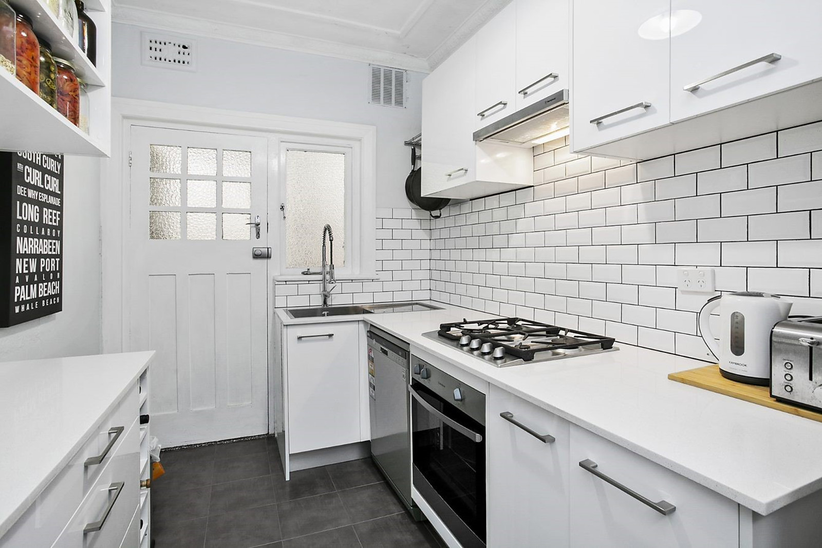 2/6 Eustace Street,  Manly  NSW 2095, Manly - Thumbnail 2