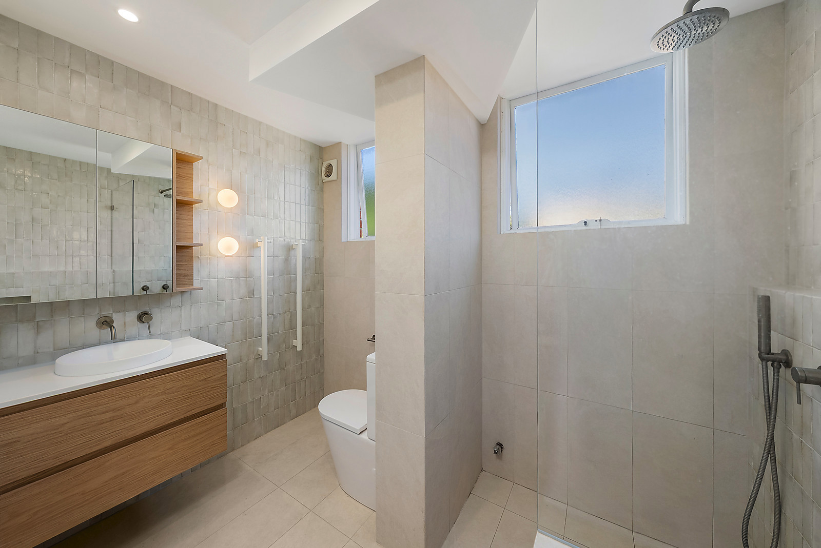 4/775  Pittwater Road, Dee Why NSW 2099, Dee Why - Thumbnail 2