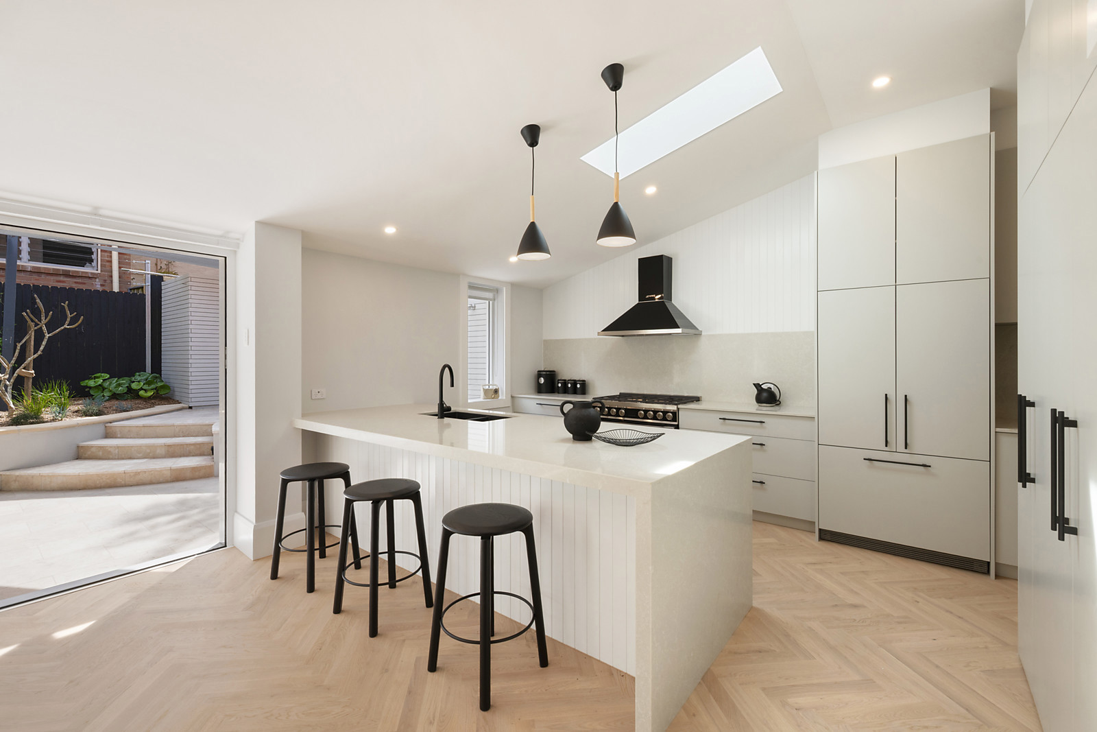 2 Lawson Place, Manly, Manly - Thumbnail 5