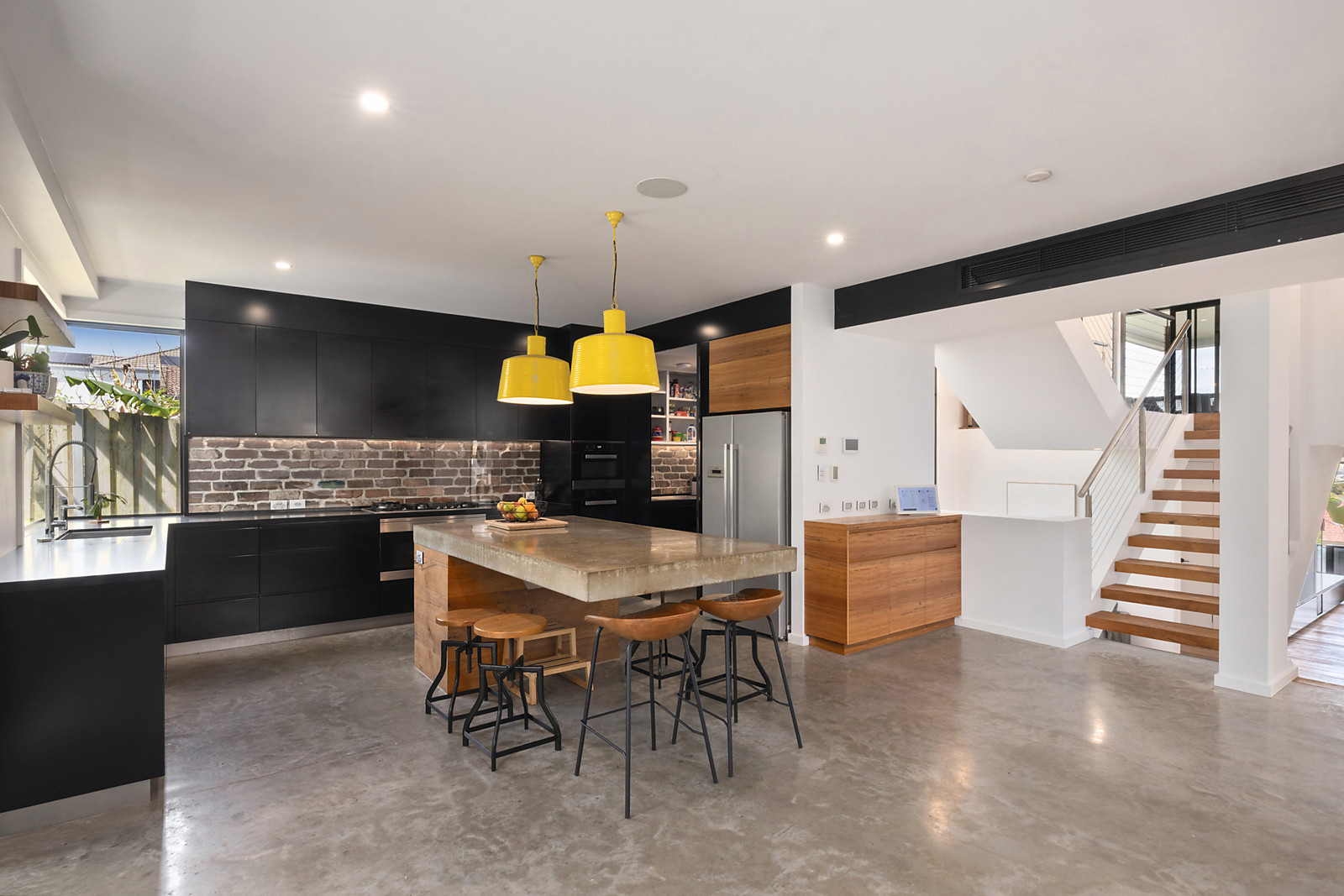 18 Bellevue Parade, North Curl Curl - Image 1