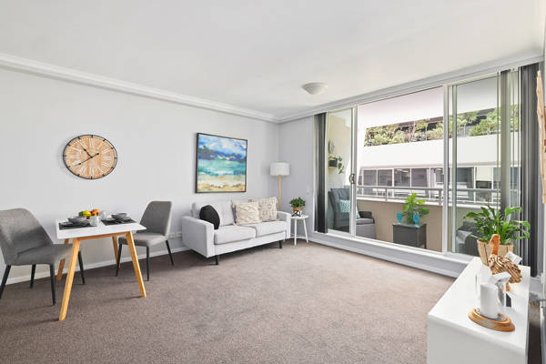 236/25 Wentworth Street, Manly, Glengarry - Image 1