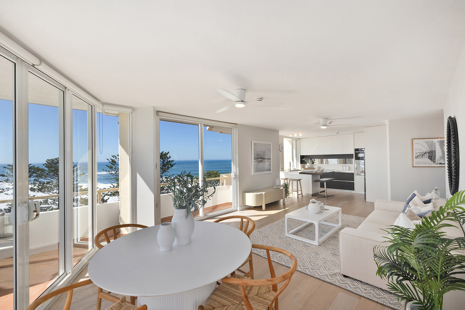 35/62 North Steyne, Manly, Manly - Thumbnail 2