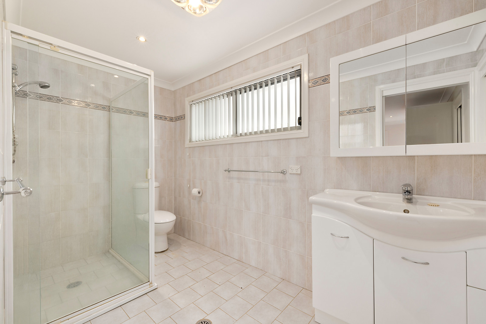 3 Makim Street, North Curl Curl, North Curl Curl - Thumbnail 5