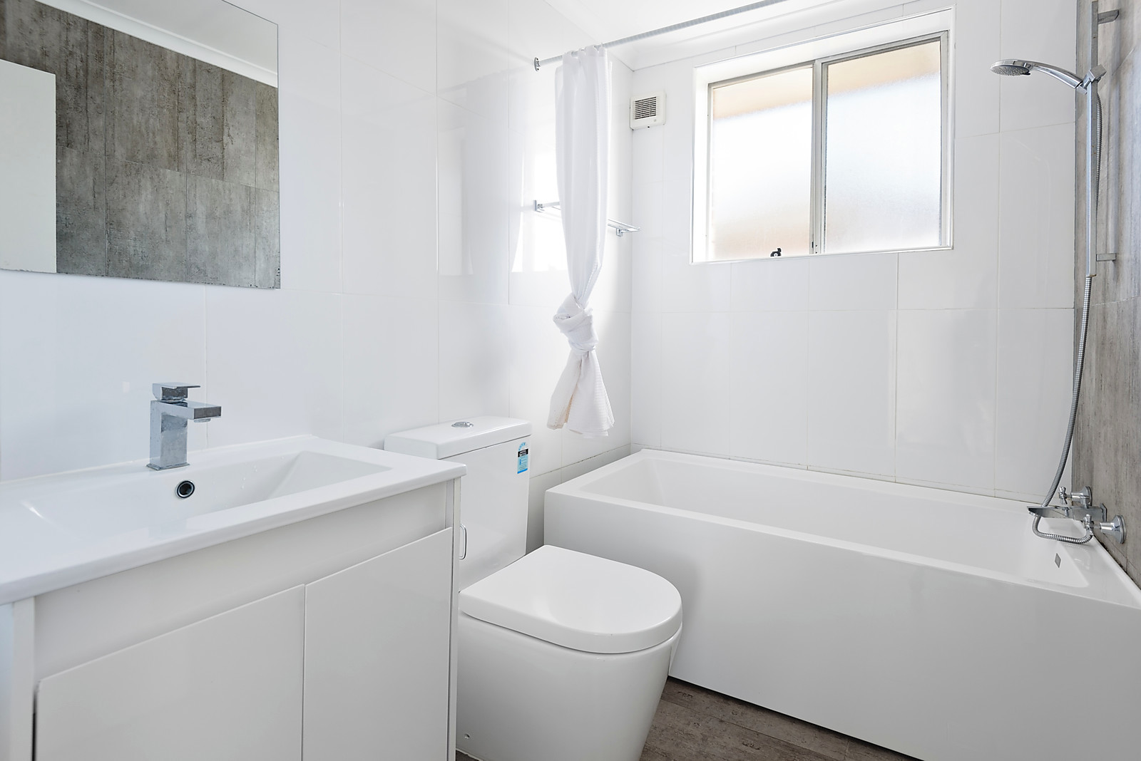 6/7 Richmond Avenue, Dee Why NSW 2099, Dee Why - Thumbnail 3