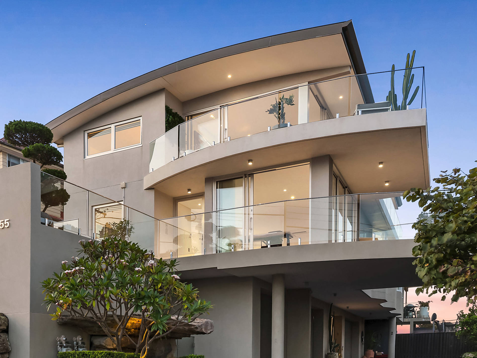 1/55 Crown Road, Queenscliff, Queenscliff - Image 1