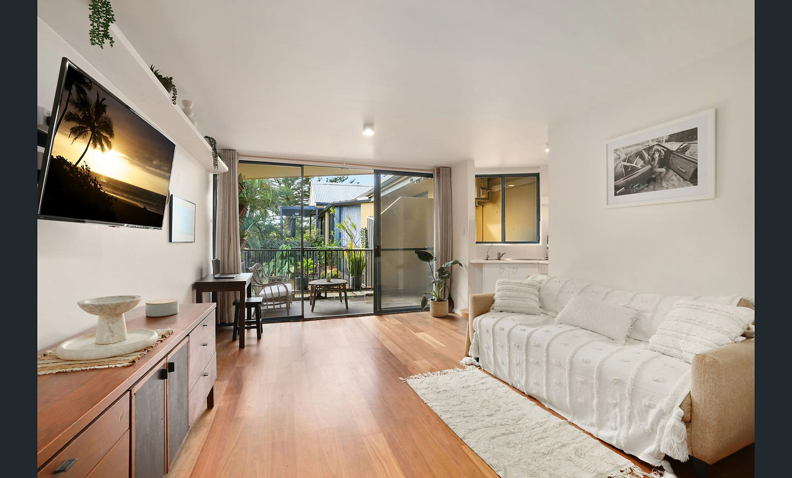 11/15  Seabeach Avenue, Mona Vale NSW 2103, Mona Vale - Thumbnail 2