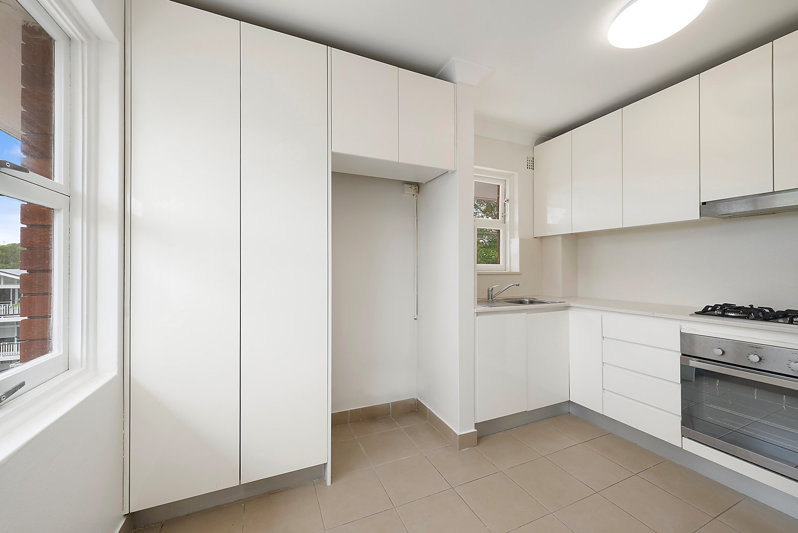 10/46  Wyndora Avenue, Freshwater NSW 2096, Freshwater - Thumbnail 3