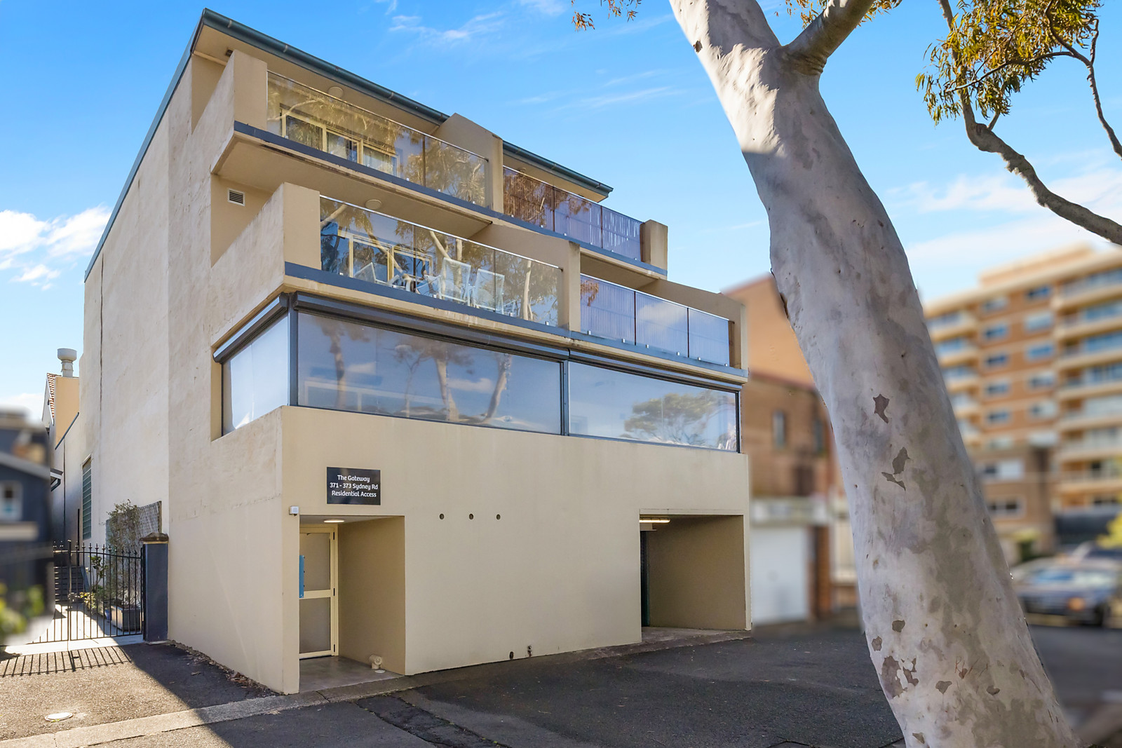 Premium63187772.jpg