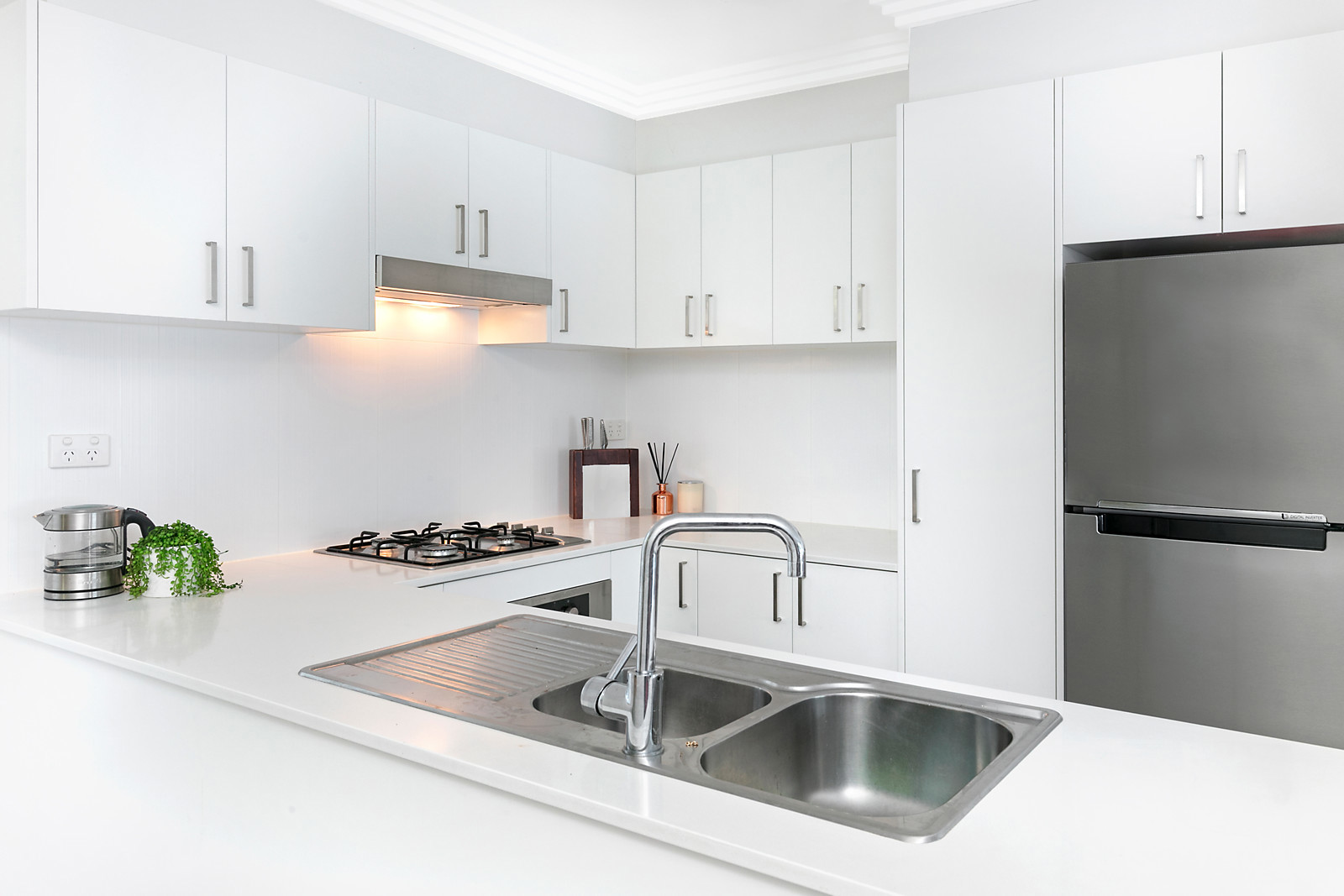 13/15-19 Shackel Avenue, Brookvale NSW 2100, Brookvale - Thumbnail 2
