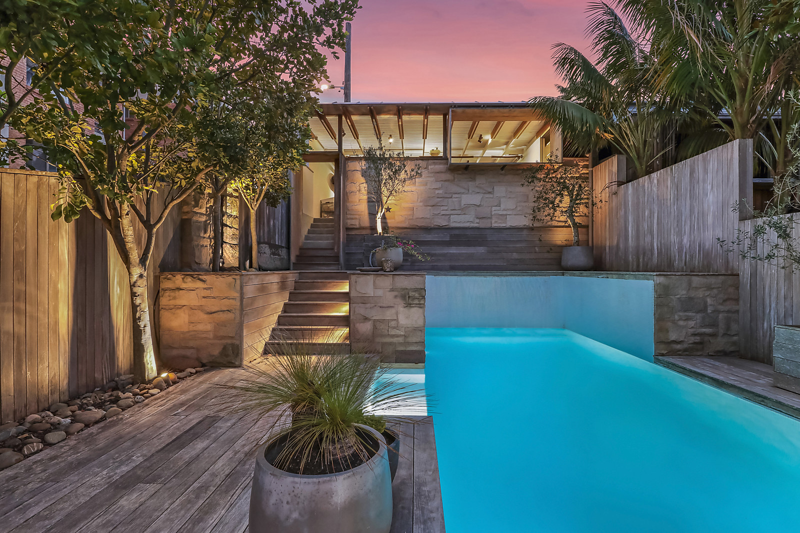 9 Birkley Road, Manly featured