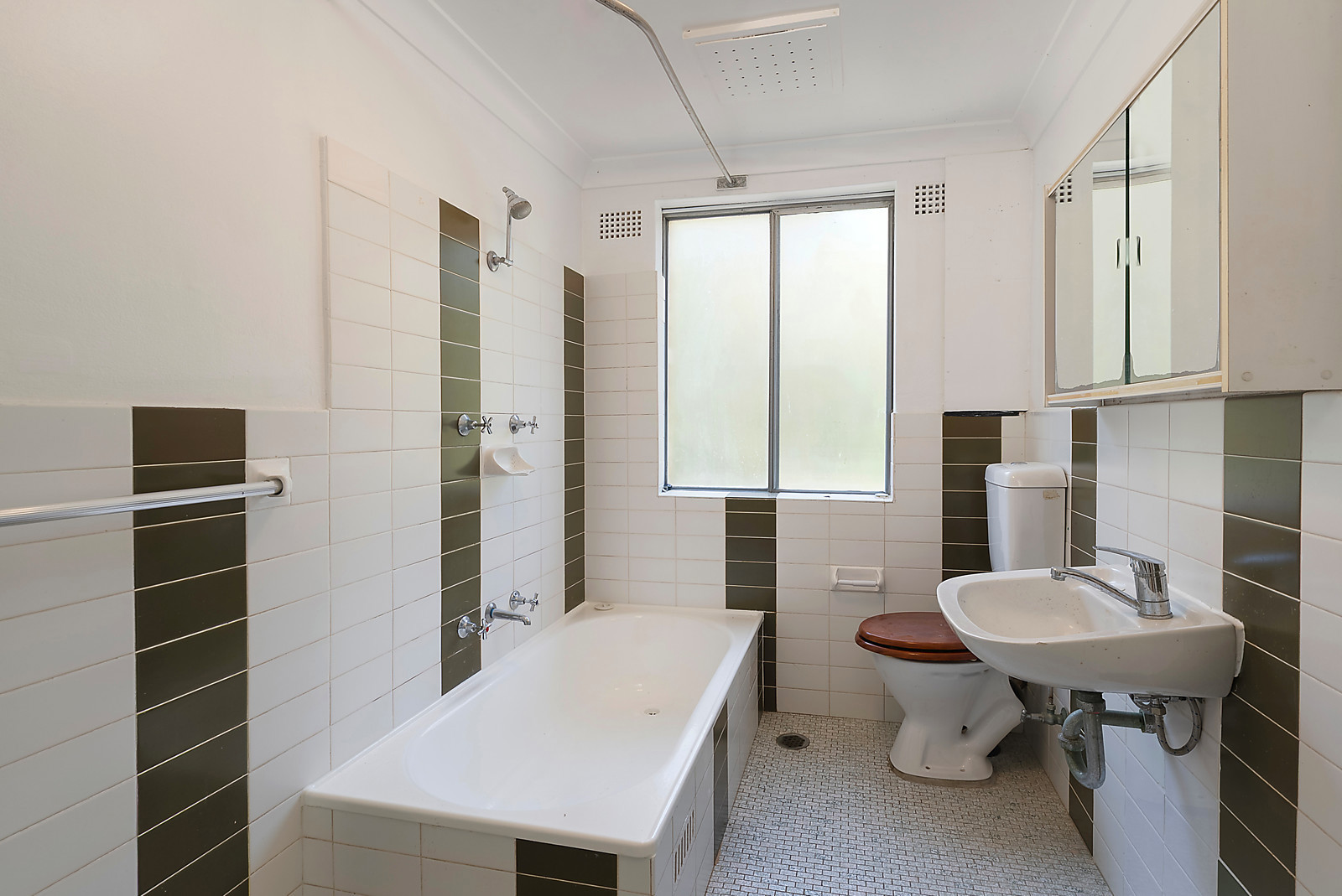 7/2 Fairway Close, Manly Vale NSW 2093, Manly Vale - Thumbnail 4