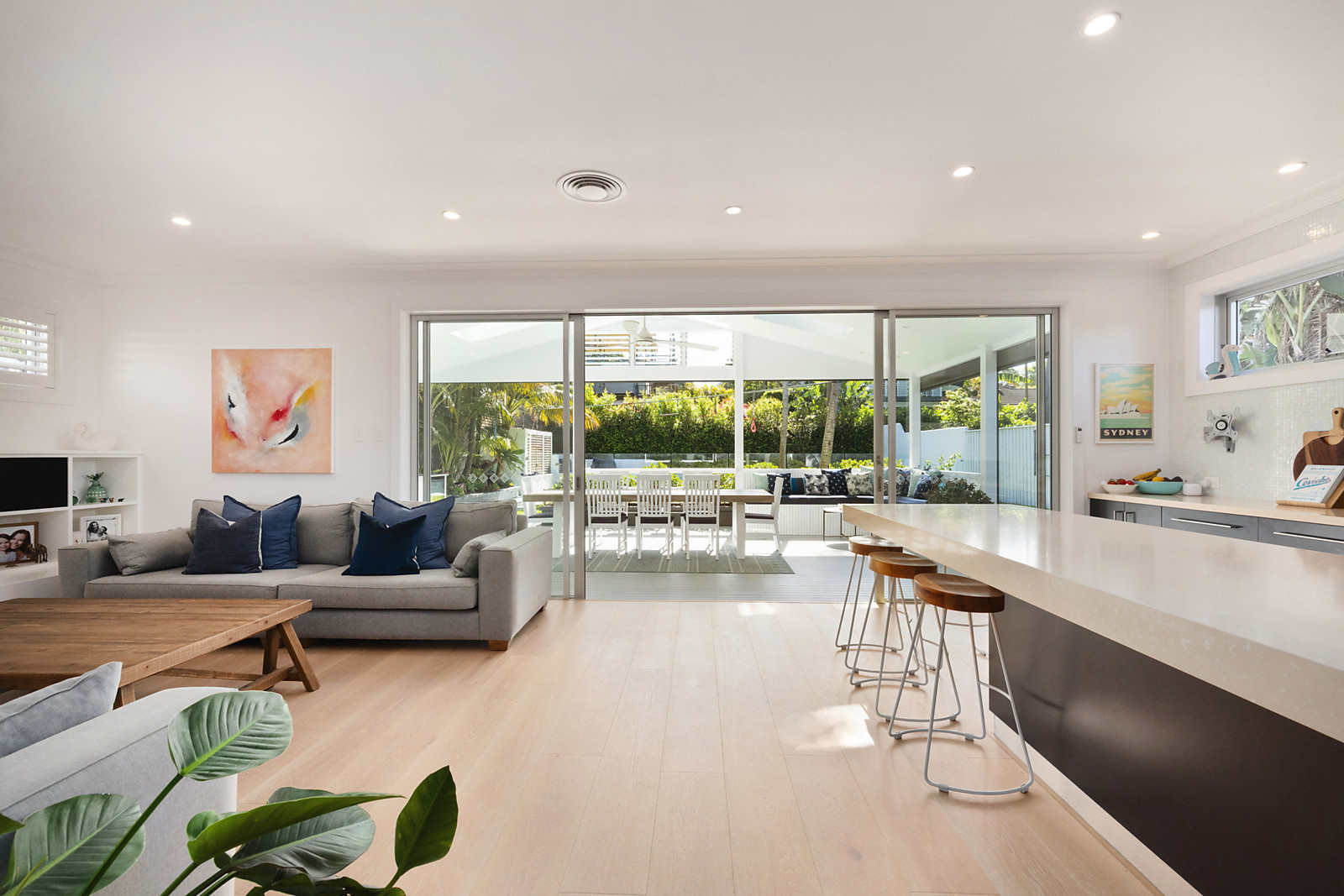 25 Waratah Street, Freshwater - Image 1
