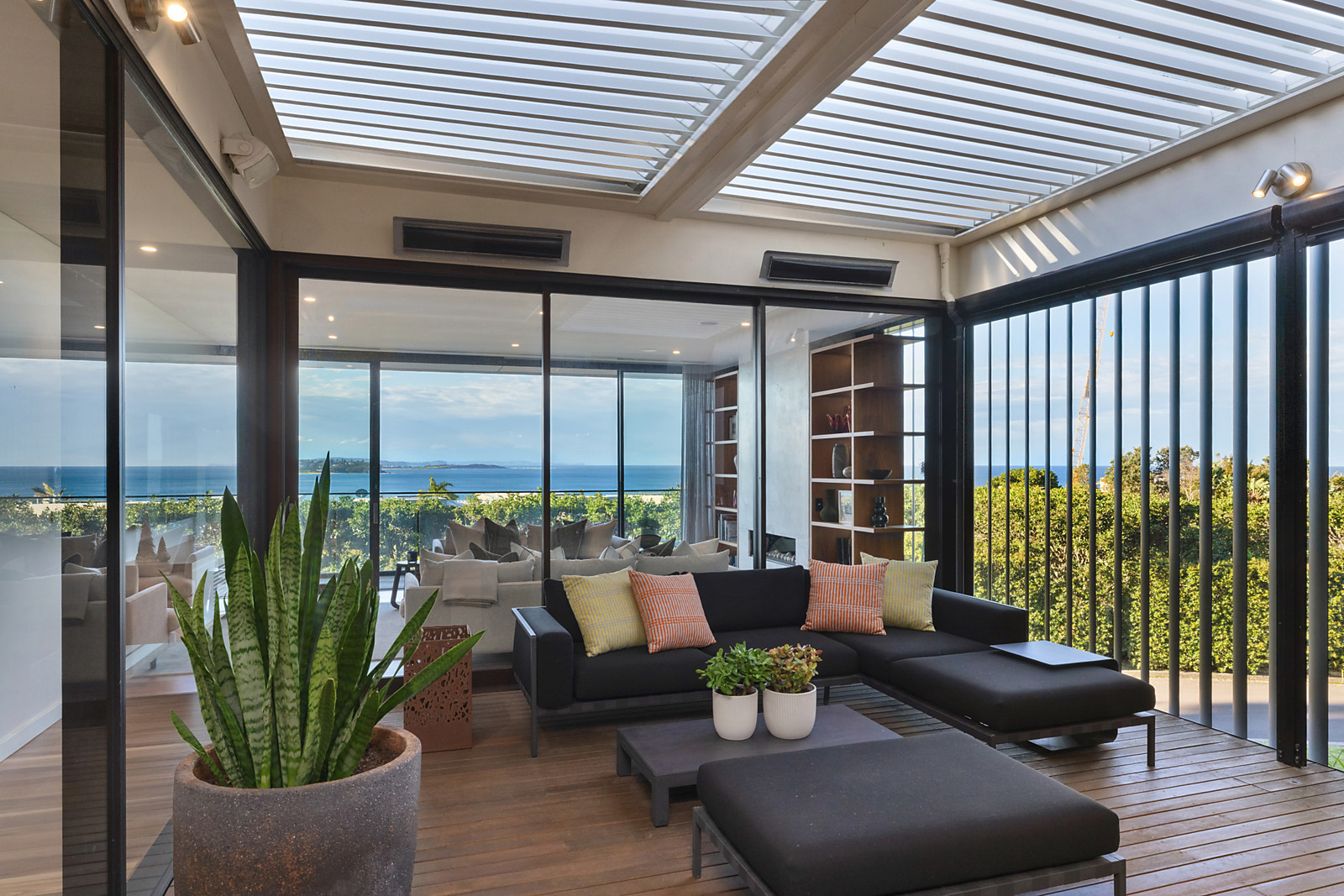 20 Montpelier Place, Manly featured
