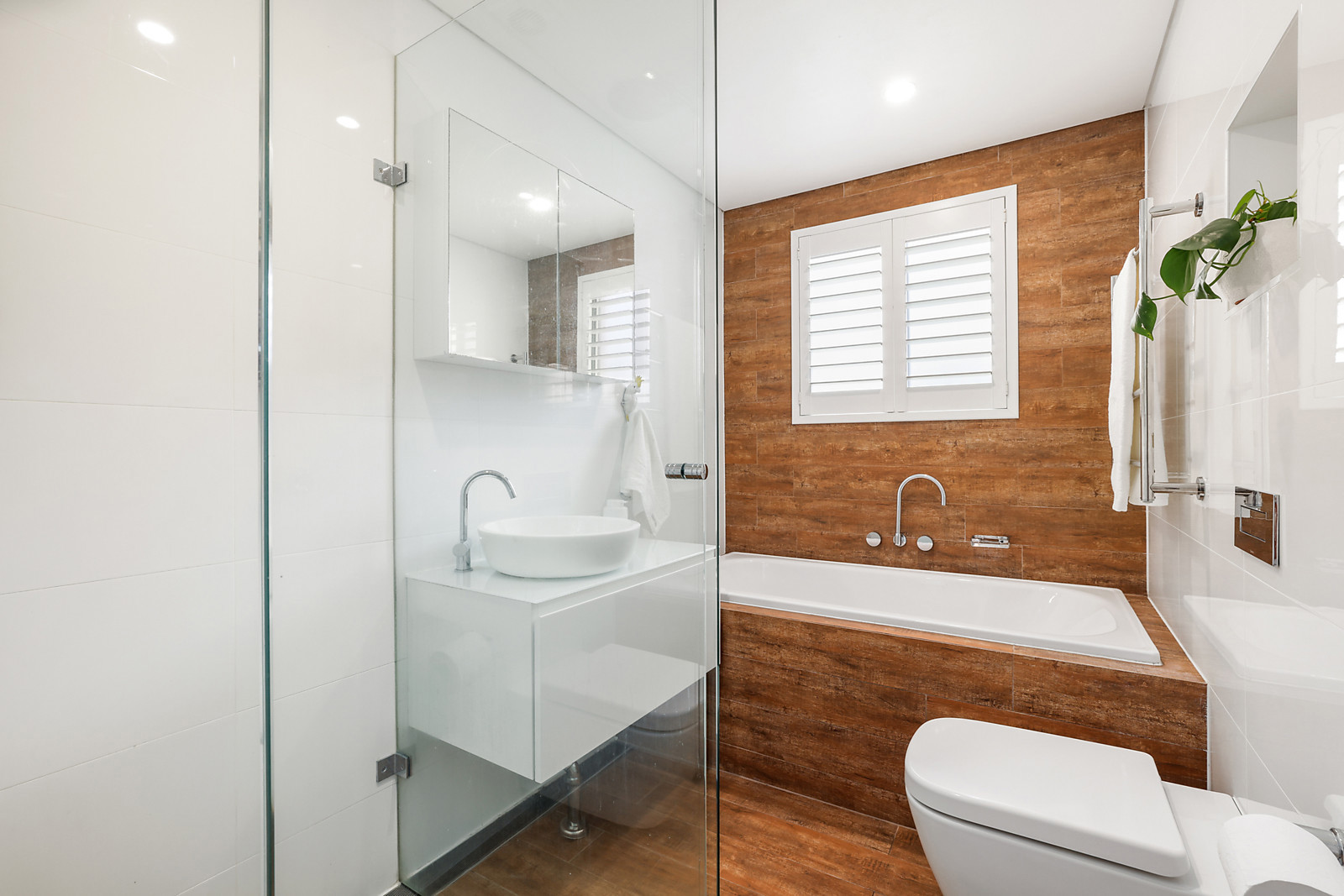 2/38  Wyuna Avenue, Freshwater NSW 2096, Freshwater - Thumbnail 4